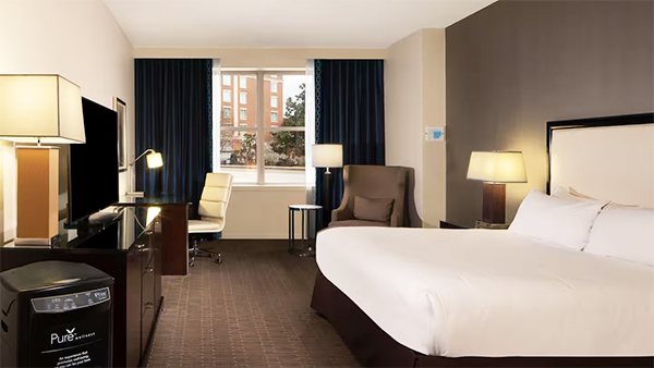 Hilton Alexandria Old Town